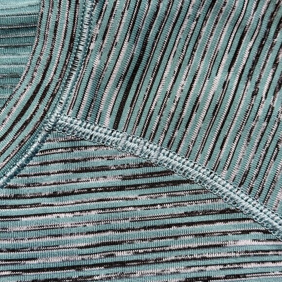 Lululemon Men's Metal Vent Tech Short Sleeve 2.0 - Green/Black - Picture 4 of 8